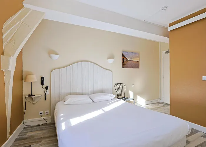 フランソワ D'o 2* カーン